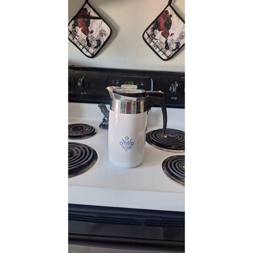 Corning Ware Blue Cornflower 10 Cup Percolator Works very well